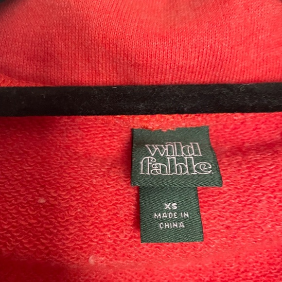 Wild Fable Red and White Color Block Quarter-Zip Sweatshirt cropped - Picture 3 of 4